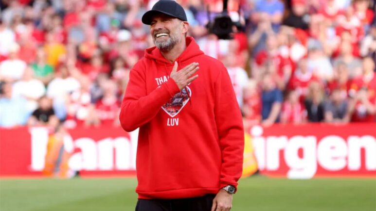 كلوب يدافع عن قراره بعد تعرضه لانتقادات من أنديته السابقة