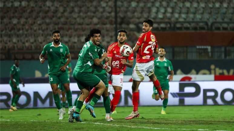 الحكم هوراسيو إليزوندو يوضح مدى أحقية الاتحاد في ركلة جزاء أمام الأهلي