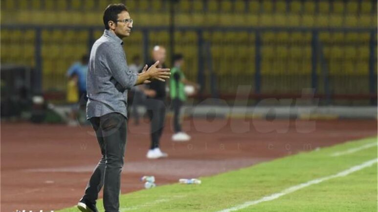 أحمد سامي يُعلن رحيله عن تدريب سموحة