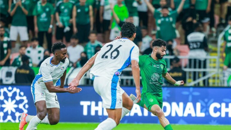 فيديو | بمشاركة أحمد حجازي.. الأهلي يفوز على نيوم في الدوري السعودي
