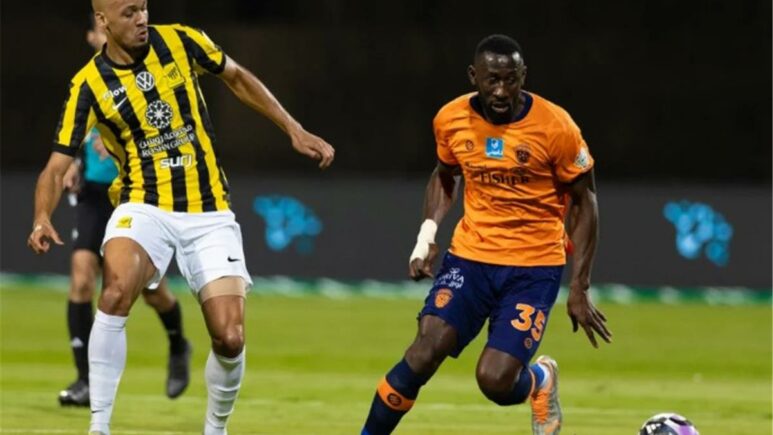 فيديو | الاتحاد يتعادل مع الفيحاء في الدوري السعودي.. وبنزيما يهدر ركلة جزاء