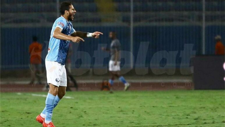 بيراميدز يحسم الجدل بشأن انتقال رمضان صبحي إلى الزمالك مقابل حسام عبد المجيد