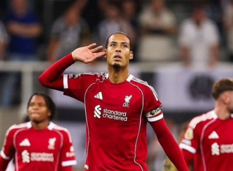 فان دايك يصنع التاريخ بثلاث تمريرات حاسمة في دوري الأبطال