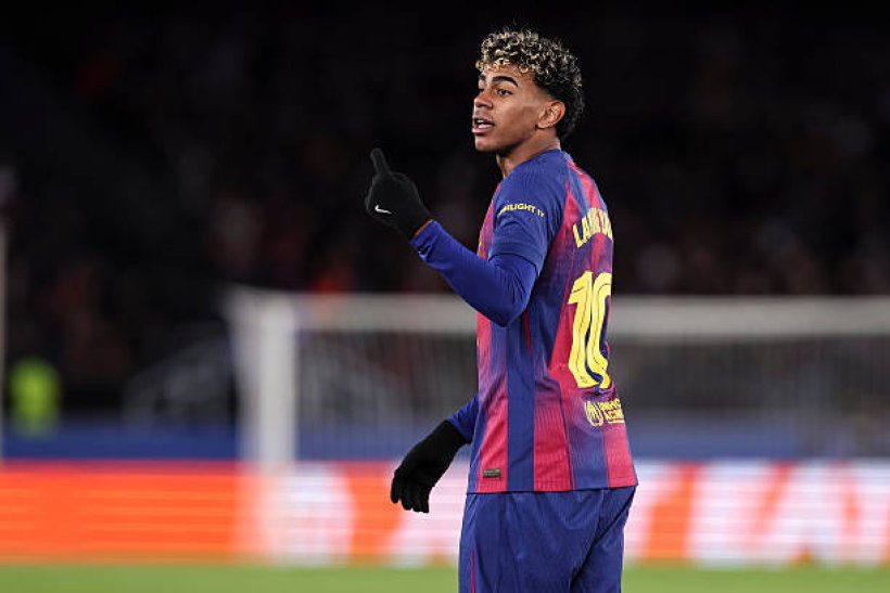 يامال: أشعر بحرية أكبر في دوري الأبطال، وسعيد بالتأهل المباشر