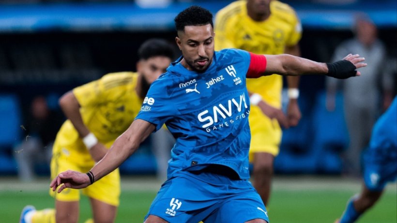 الهلال يتعثر أمام القادسية ويعيد سباق اللقب للواجهة