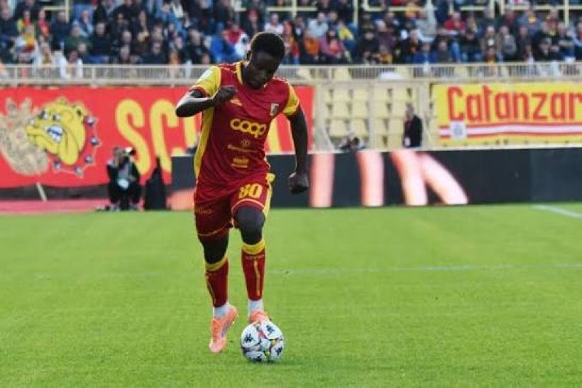 ميلان يتوصل لاتفاق لضم ألفادجو سيسي من هيلاس فيرونا