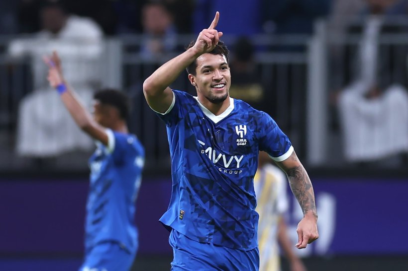 لاعب الهلال مطلوب من أتلتيكو مدريد