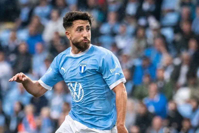 مصطفى زيدان يوقع رسميًا مع المصري البورسعيدي