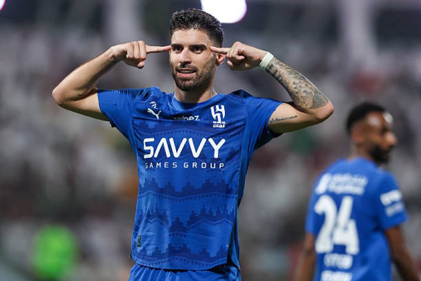 أتلتيكو مدريد يدخل سباق التعاقد مع روبين نيفيز