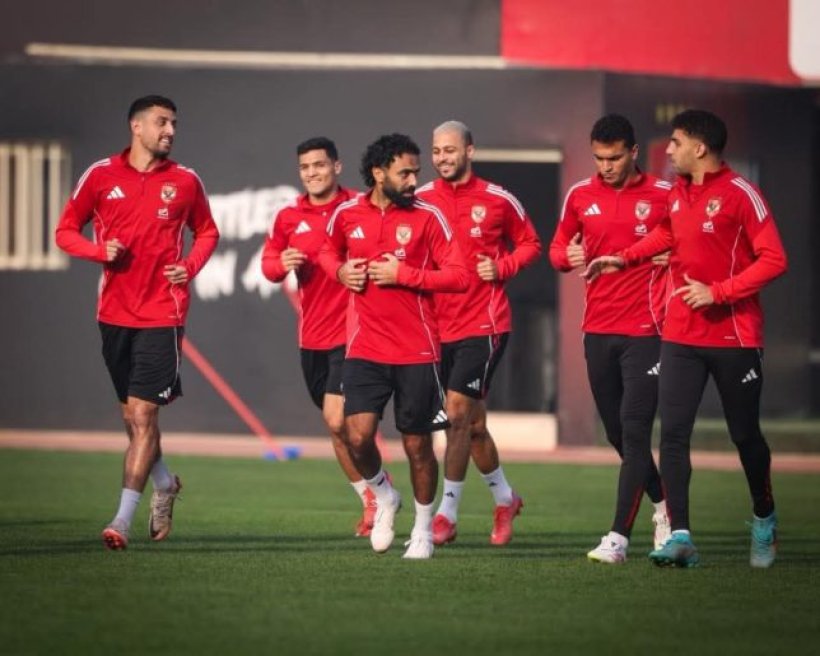 الأهلي يشترط السعر لحسم صفقة عمرو الجزار في يناير