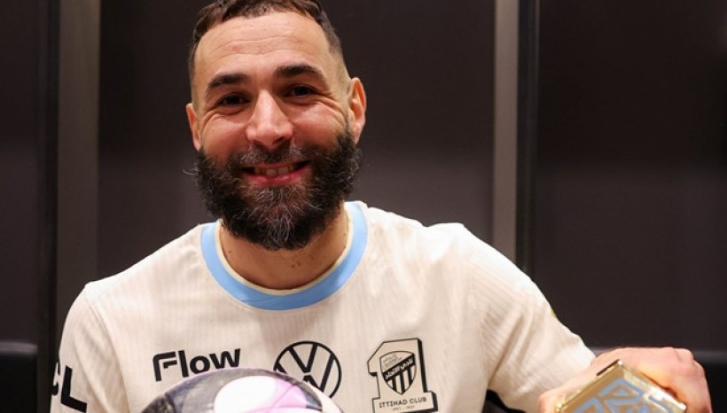 بنزيما يواصل كتابة التاريخ مع الاتحاد