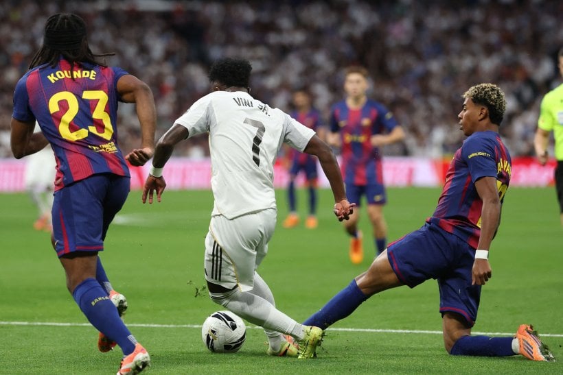 فينيسيوس كابوس برشلونة في السوبر الإسباني