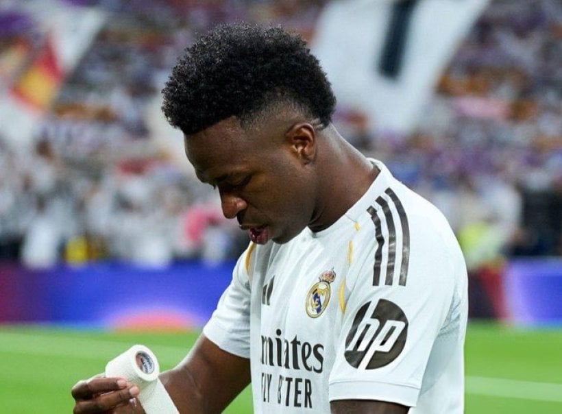 نجم الاتحاد يكشف حقيقة انضمام فينيسيوس للدوري السعودي