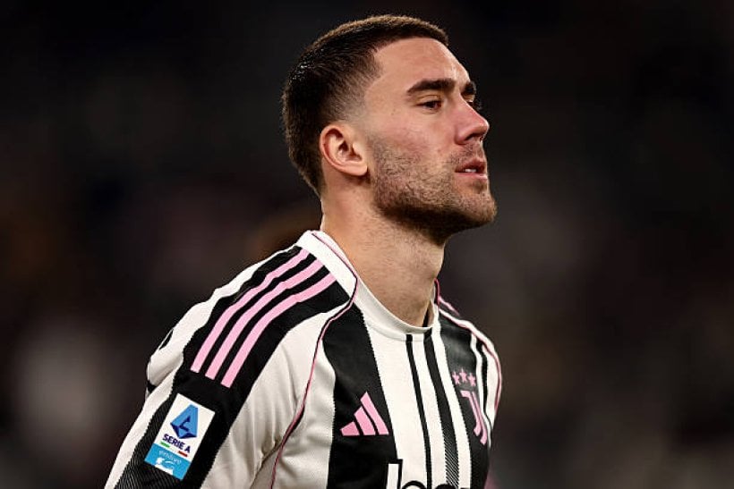 إنتر يزاحم ميلان على ضم فلاهوفيتش