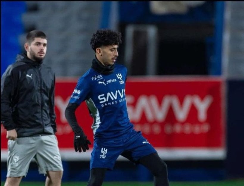 تحرك ذكي يحسم الصفقة.. القحطاني يمهد طريق مندش إلى الهلال