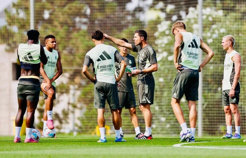 الانضباط الضائع.. ما وراء قرار إقالة تشابي ألونسو