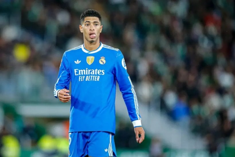 بيلينجهام ينفي ما يتم تداوله بشأن علاقته مع ألونسو