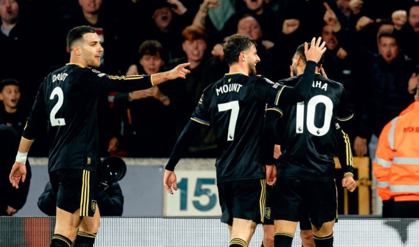 مانشستر يونايتد يدرس جميع خياراته قبل تعيين مدربه الجديد