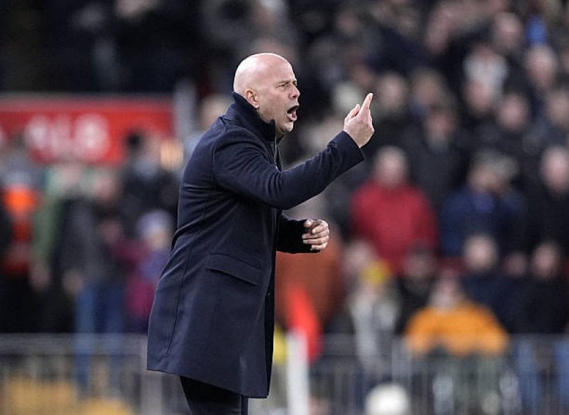 سلوت: النتيجة لا تعكس تطور اللاعبين، ومعايير ليفربول أعلى من التعادل