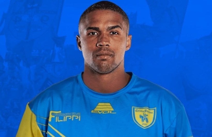 دوغلاس كوستا ينتقل إلى الدرجة الرابعة في إيطاليا