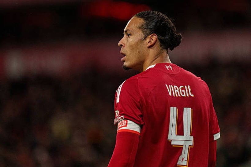 ليفربول يجهز عرضًا ضخمًا لضم خليفة فان دايك