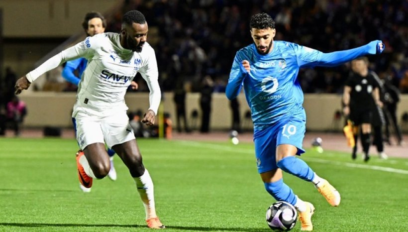 الهلال يصعق نيوم ويواصل الانفراد بالصدارة