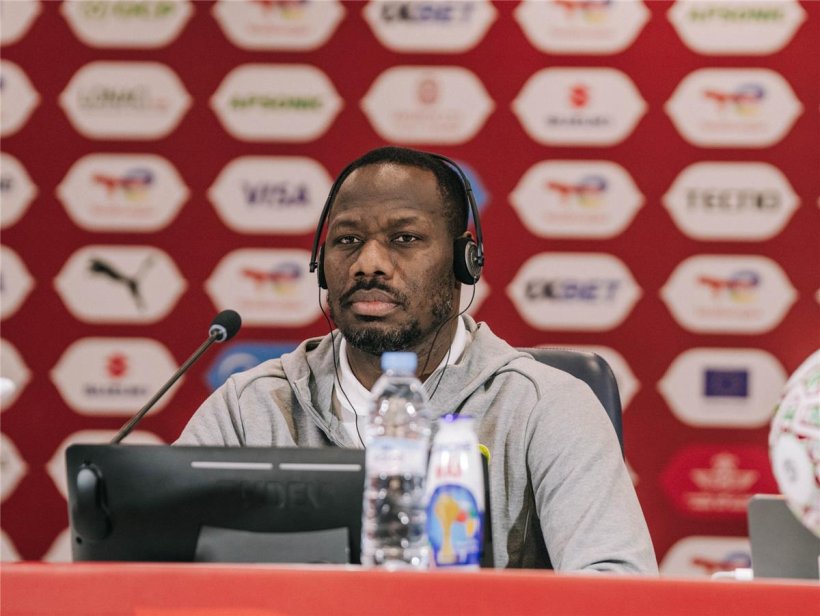 خلاف حاد بين الصحافة يتسبب في إلغاء مؤتمر مدرب السنغال