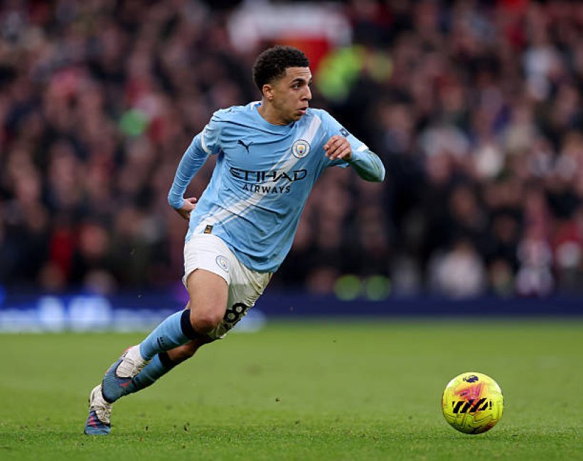 ريكو لويس على أعتاب الرحيل عن مانشستر سيتي