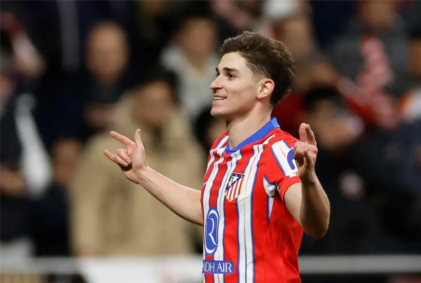 هل يستطيع برشلونة التعاقد مع جوليان ألفاريز؟