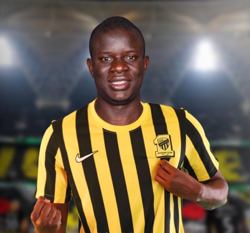 الاتحاد يفاجئ فنربخشة بسقف مالي صارم بشأن رحيل كانتي