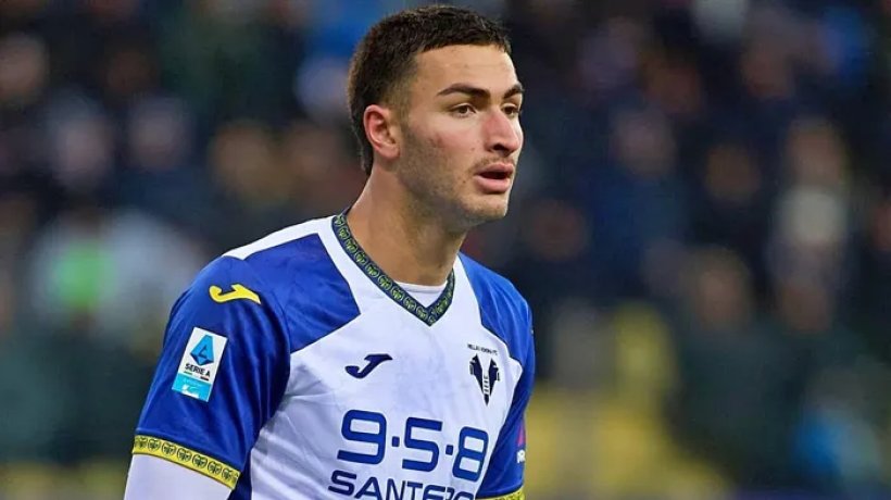 فيورنتينا يسعى للتفوق على ميلان في سباق التعاقد مع كوبولا