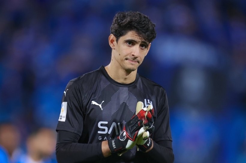 الهلال يكشف طبيعة إصابة بونو وأكتشيشيك وموقف سالم الدوسري