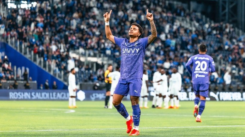 طلب مفاجئ من الهلال يعطل انتقال كايو لكورينثيانز البرازيلي