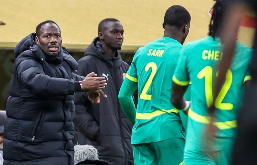 مدرب السنغال يعتذر عن سلوكه في نهائي الكان