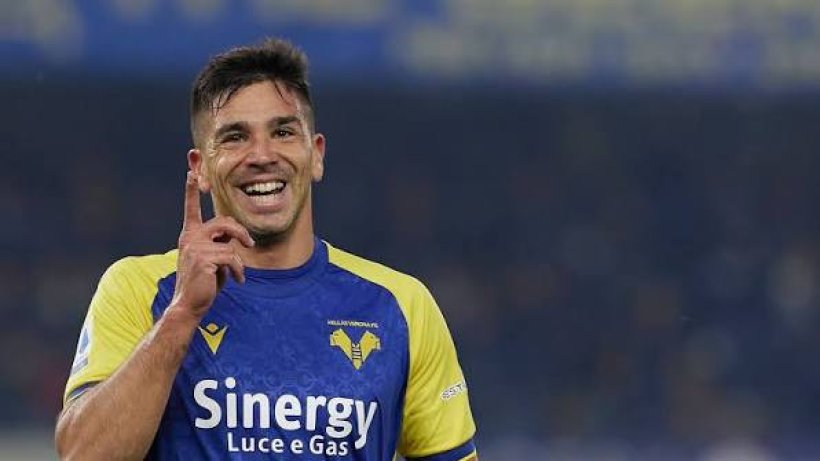 نابولي يتفق مع جيوفاني من هيلاس فيرونا