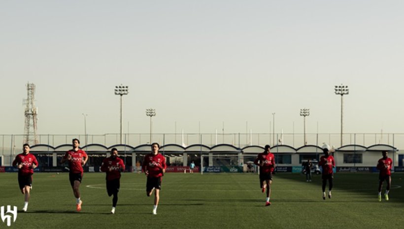 كايو سيزار يؤكد اقترابه من كورينثيانز ويحسم موقفه مع الهلال