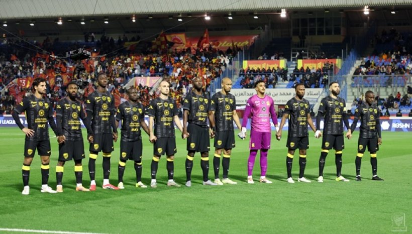 الاتحاد يفتح باب التفاوض مع مهاجم إشبيلية