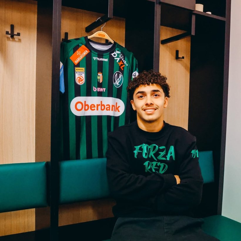 رسميًا | يوسف نصراوي ينضم إلى إس في ريد من بايرن ميونخ