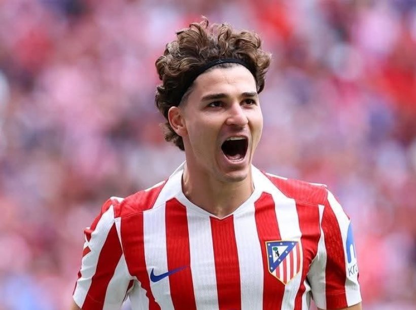 آرسنال يدرس التعاقد مع جوليان ألفاريز