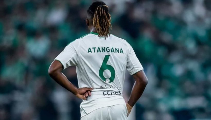 سبب استبعاد اتانجانا من قائمة الأهلي