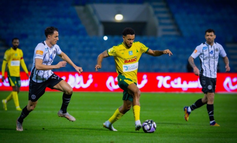 الخليج والشباب يكتفيان بالتعادل السلبي في افتتاح الجولة 18