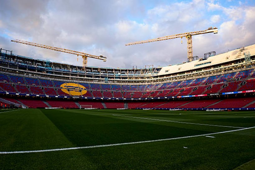 تأجيل إعادة فتح المدرج الشمالي بملعب سبوتيفاي كامب نو