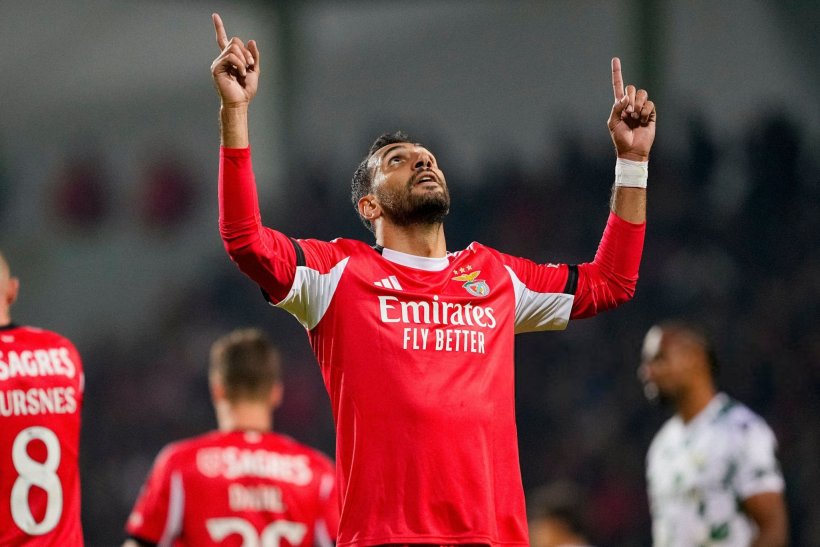 عرض كبير من الهلال من أجل مهاجم بنفيكا