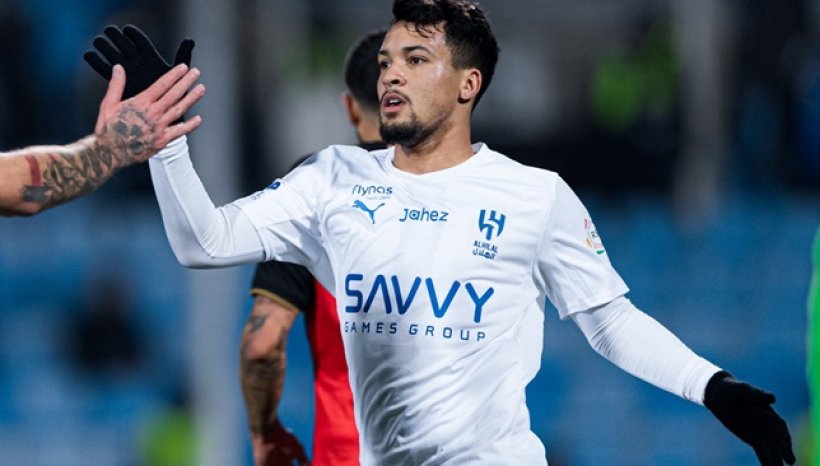 ريشة يشكك في هدف الهلال أمام الرياض