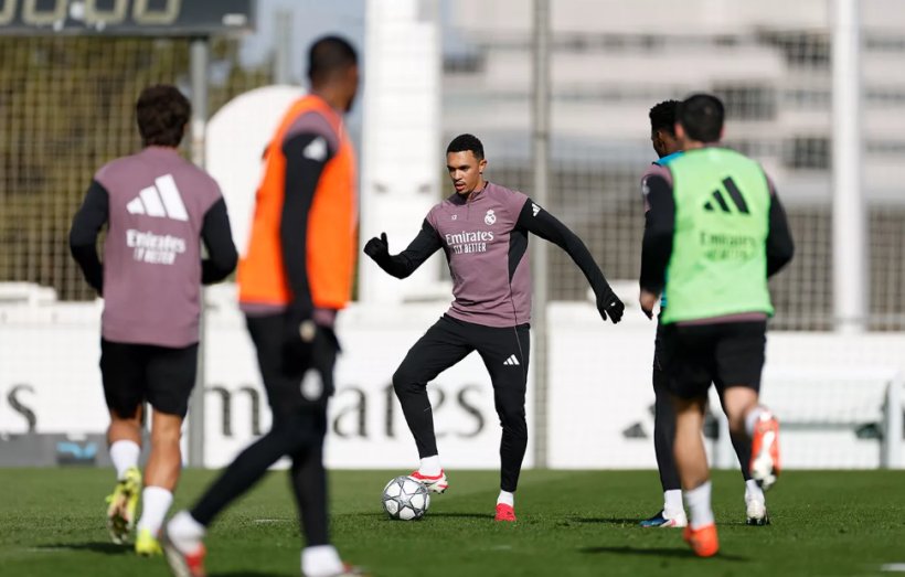 أرنولد يزين تدريبات ريال مدريد، ومواصلة غياب الثلاثي