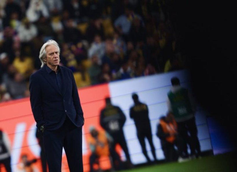 جيسوس يحسم مستقبل بينتو ويتجاهل الجدل