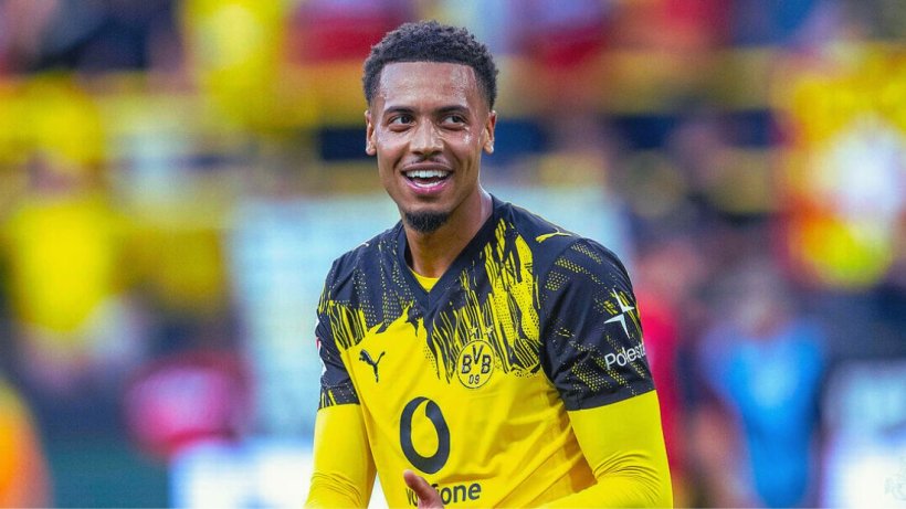 دورتموند يرغب في تجديد عقد لاعبه المتألق