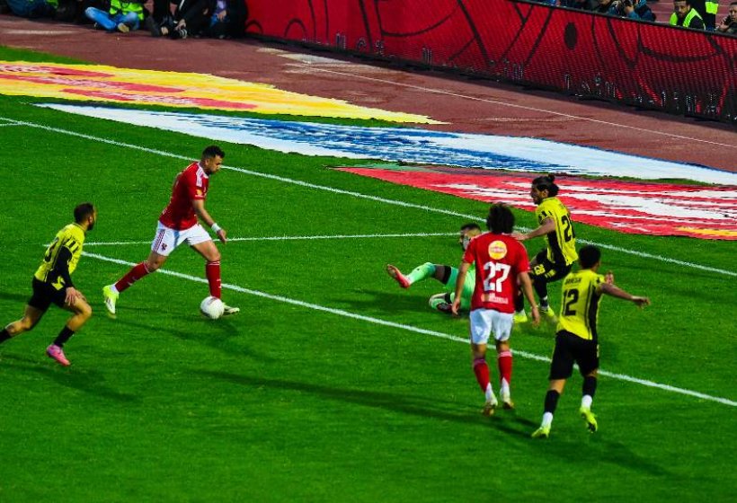 الأهلي يضرب وادي دجلة بثلاثية في الدوري المصري