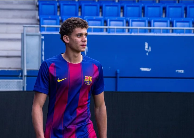 رسميًا .. حمزة عبد الكريم أول لاعب مصري في برشلونة