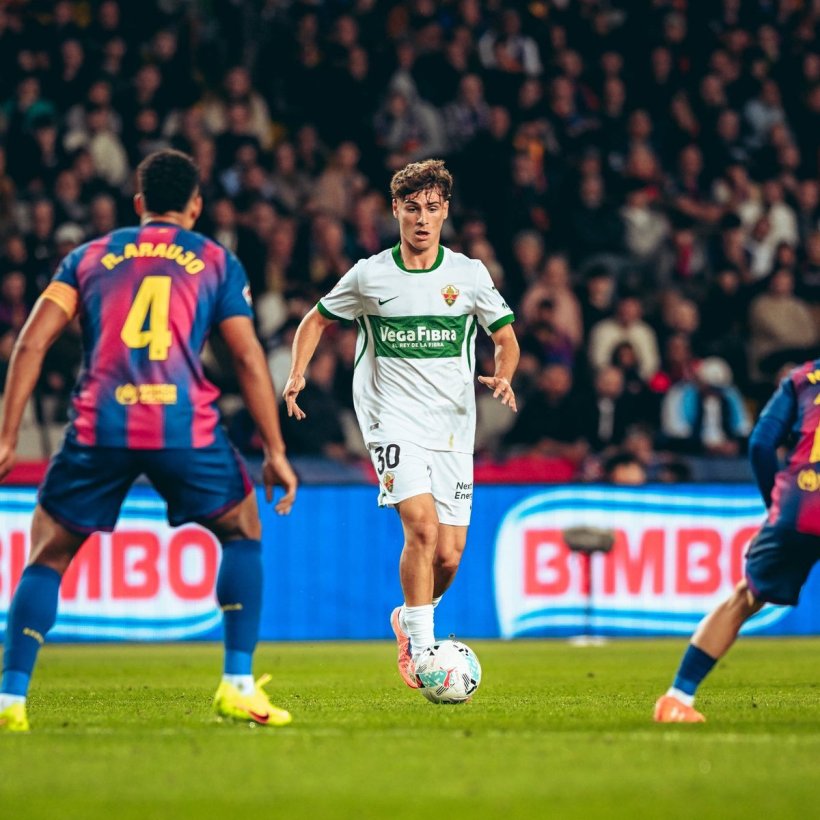 أتلتيكو مدريد يفاوض إلتشي لضم رودريغو ميندوزا في الساعات الأخيرة